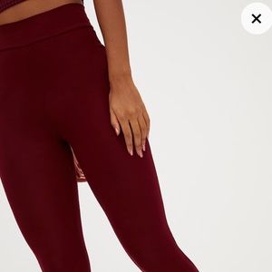 NWT PRETTYLITTLETHING BURGUNDY HIGH WAIST LEGGINGS